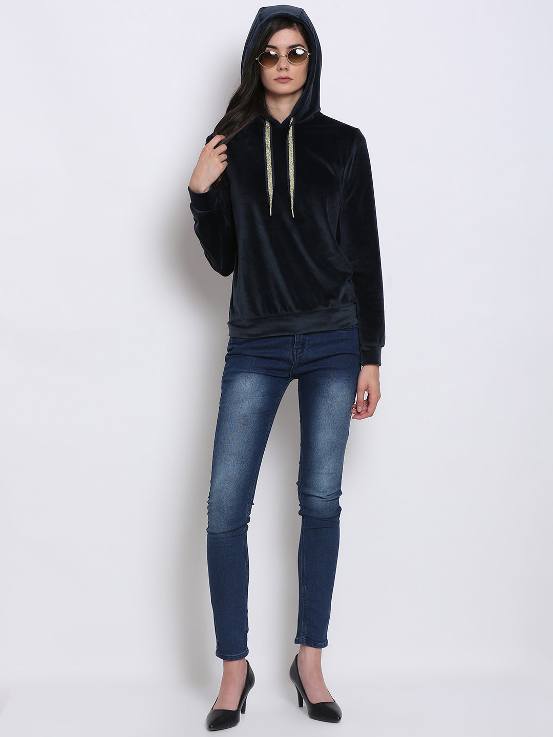 Polyester Hooded Full Sleeve Velvet Navy Blue Sweatshirt