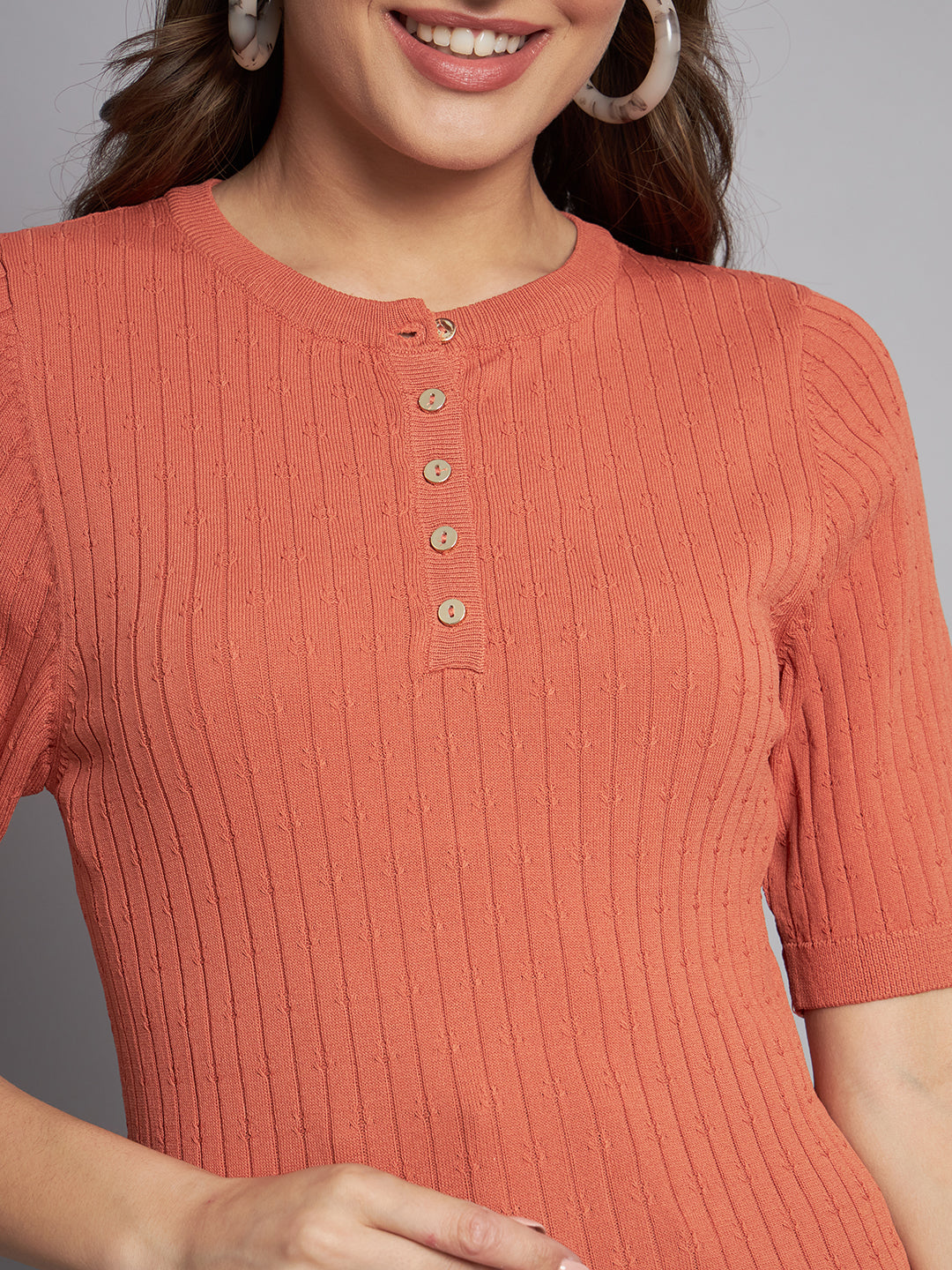 Ribbed Top with button closure Top