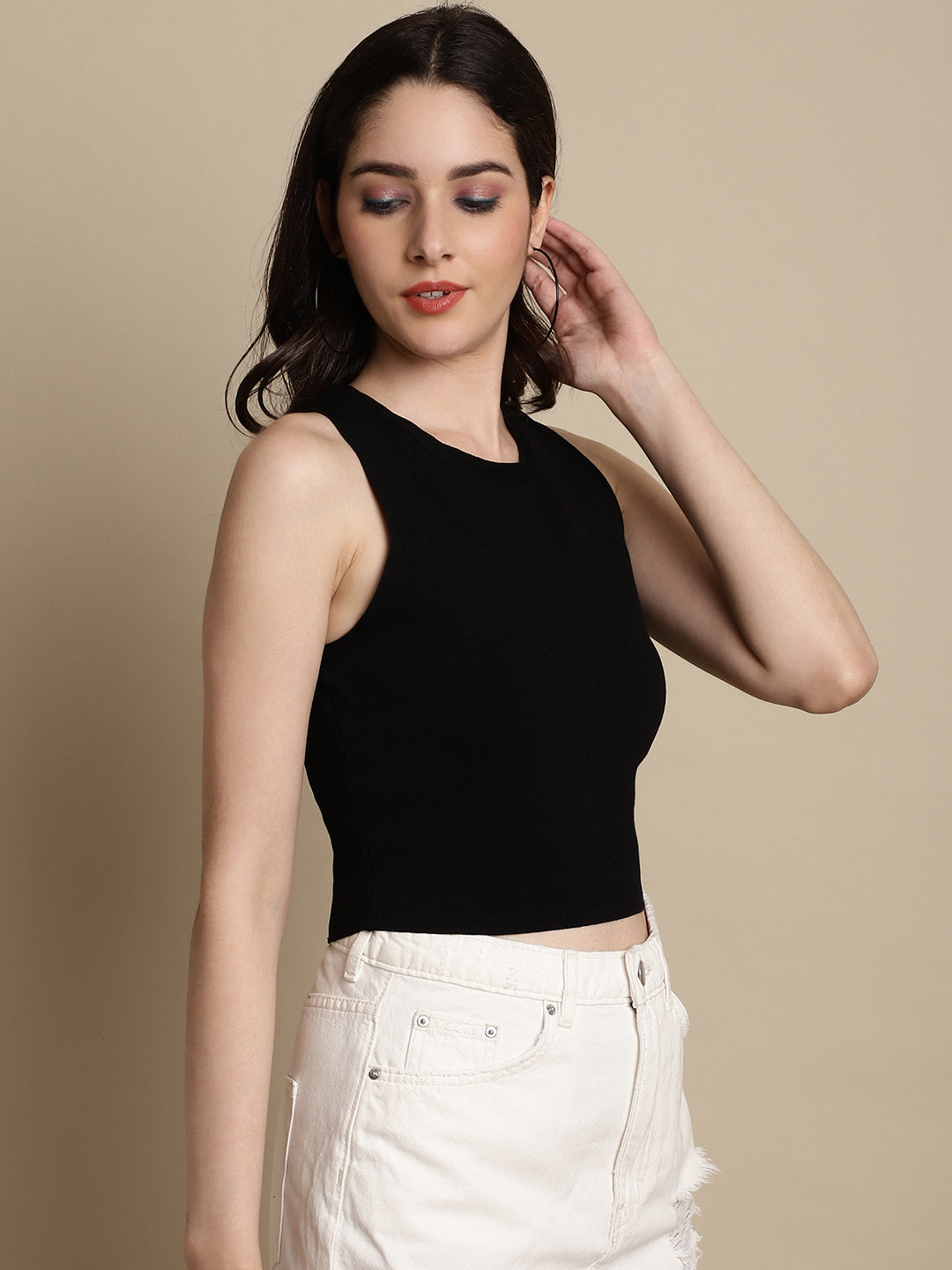 Fitted Viscose Round Neck Sleeveless Black Tank Top