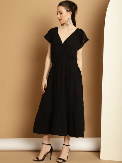 Black Sleeveless Dress with pockets