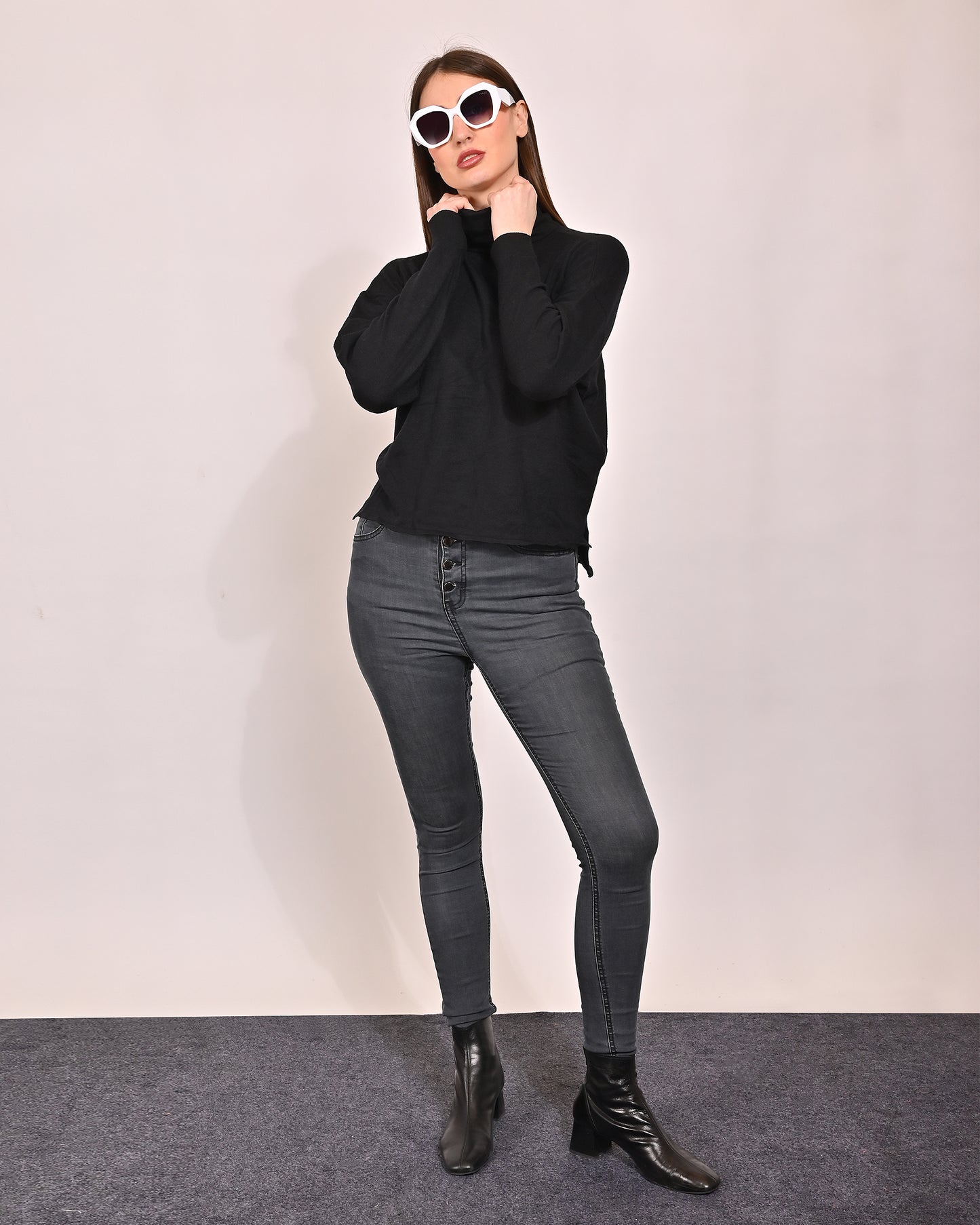 Viscose Full Sleeve with High-Neck Black Sweater