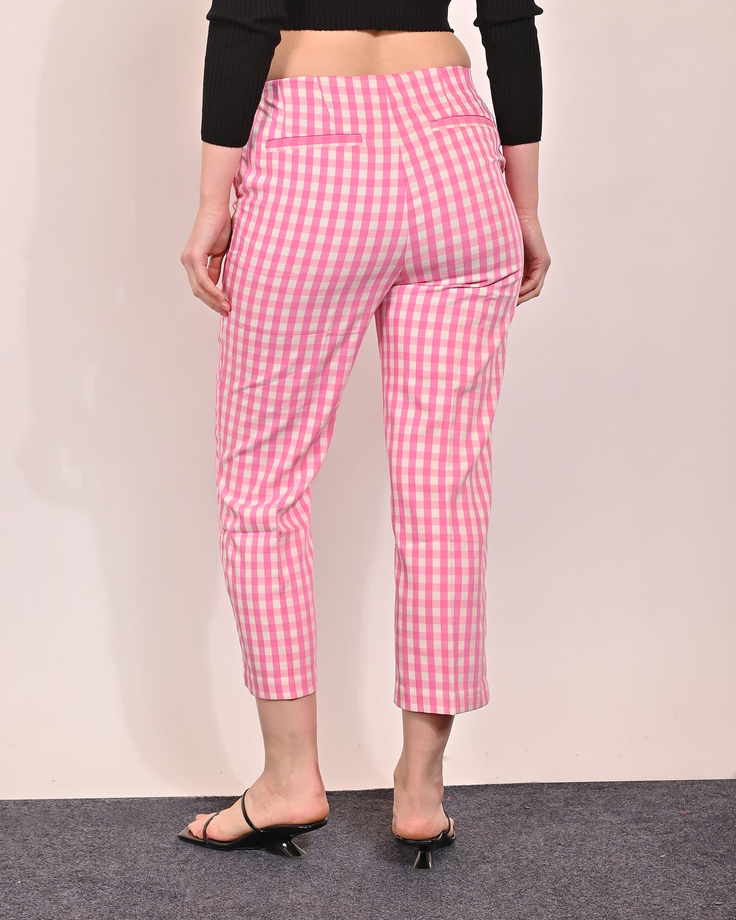 Polyester Ankle Length Pink Pants/Trouser Styled with Side Pockets