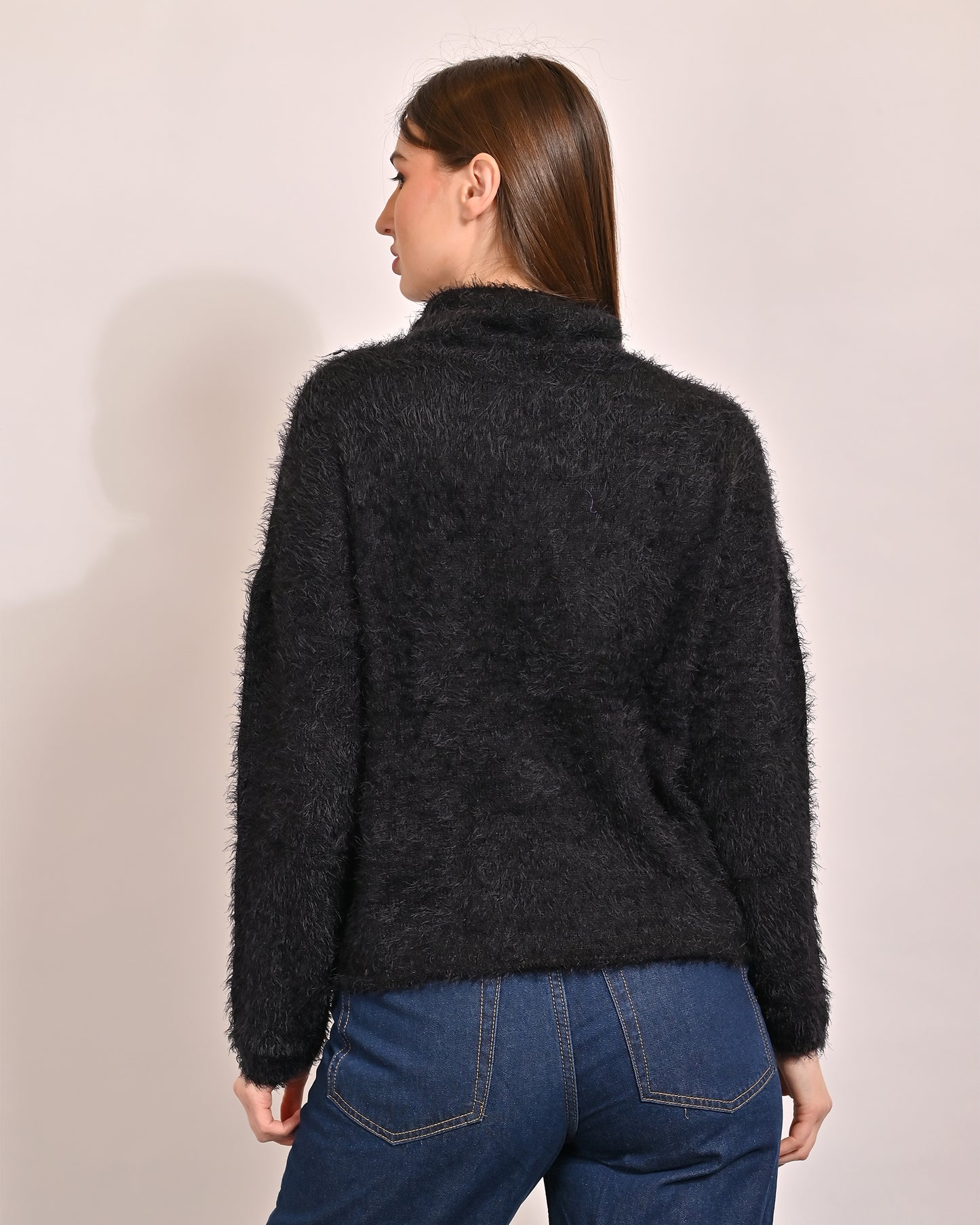 Polyamide Round Neck with Black Furr Sweater