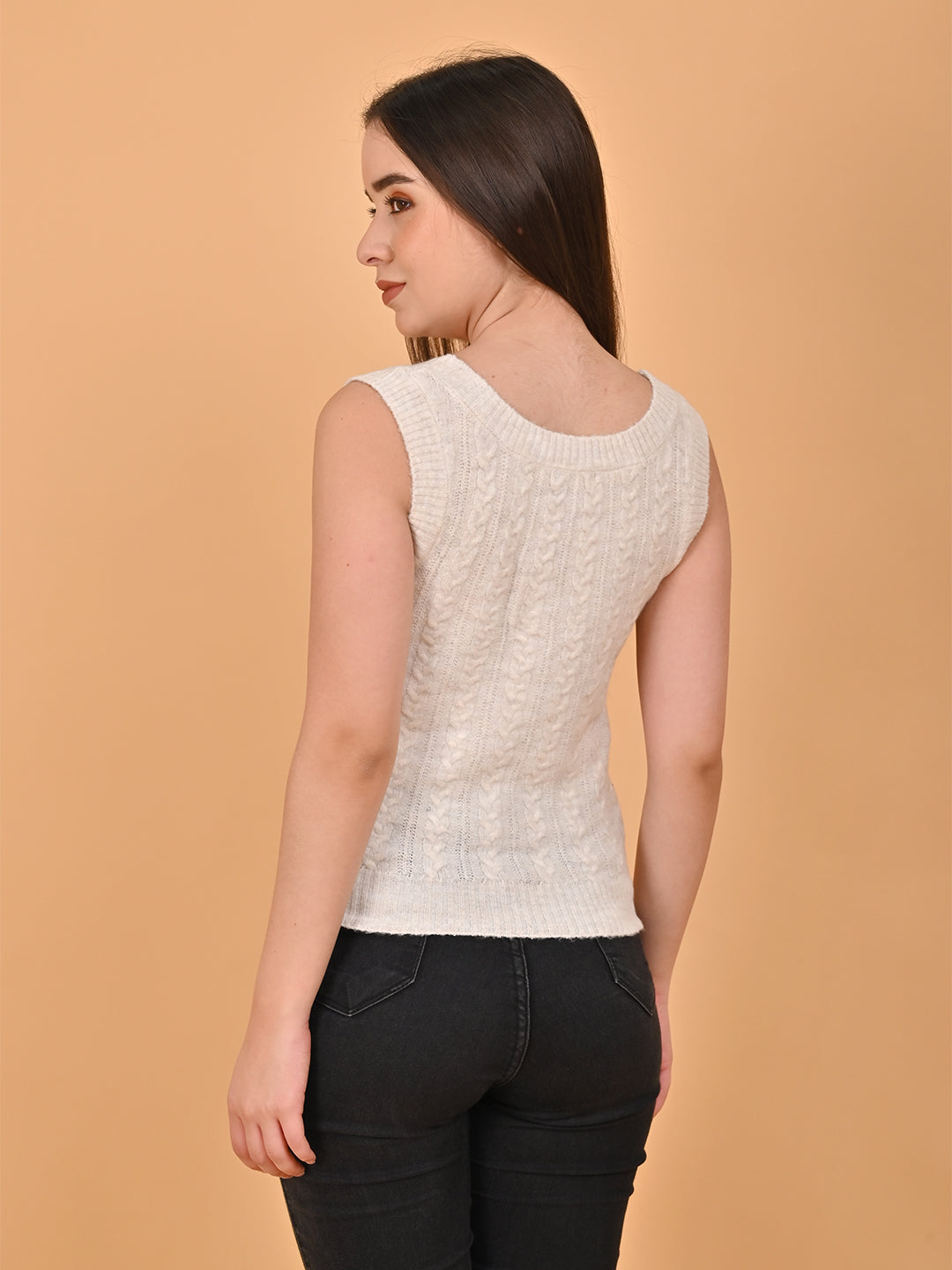 Polyester Round Neck with Sleeveless White Knit Sweater