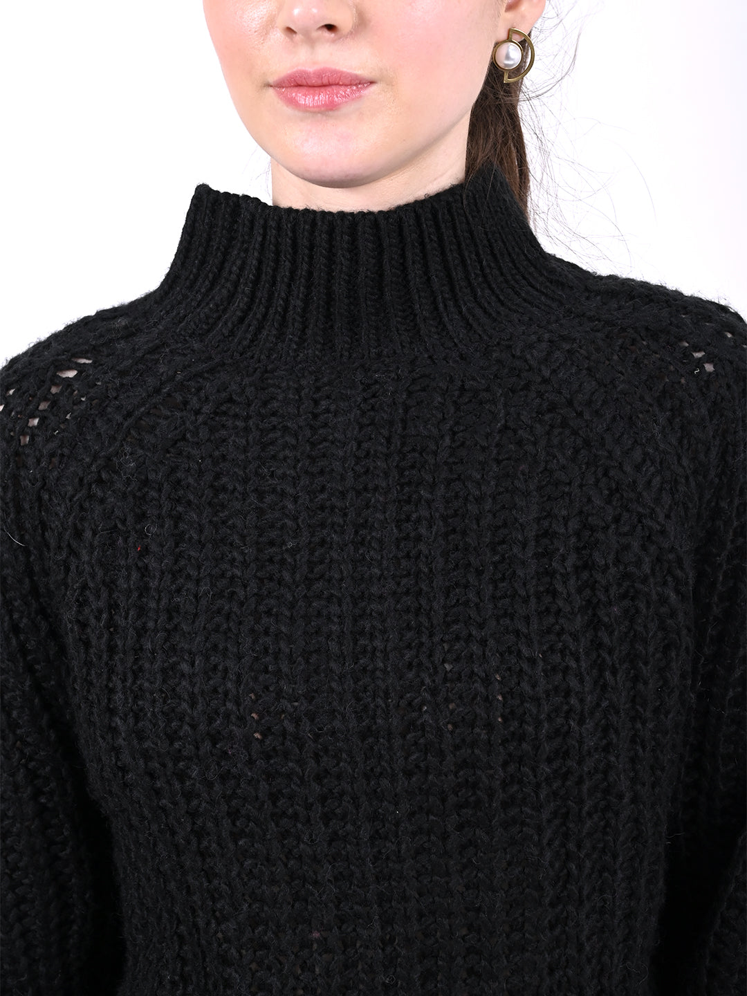 Polyester Full Sleeve with Turtle Neck Knitted Black Sweater