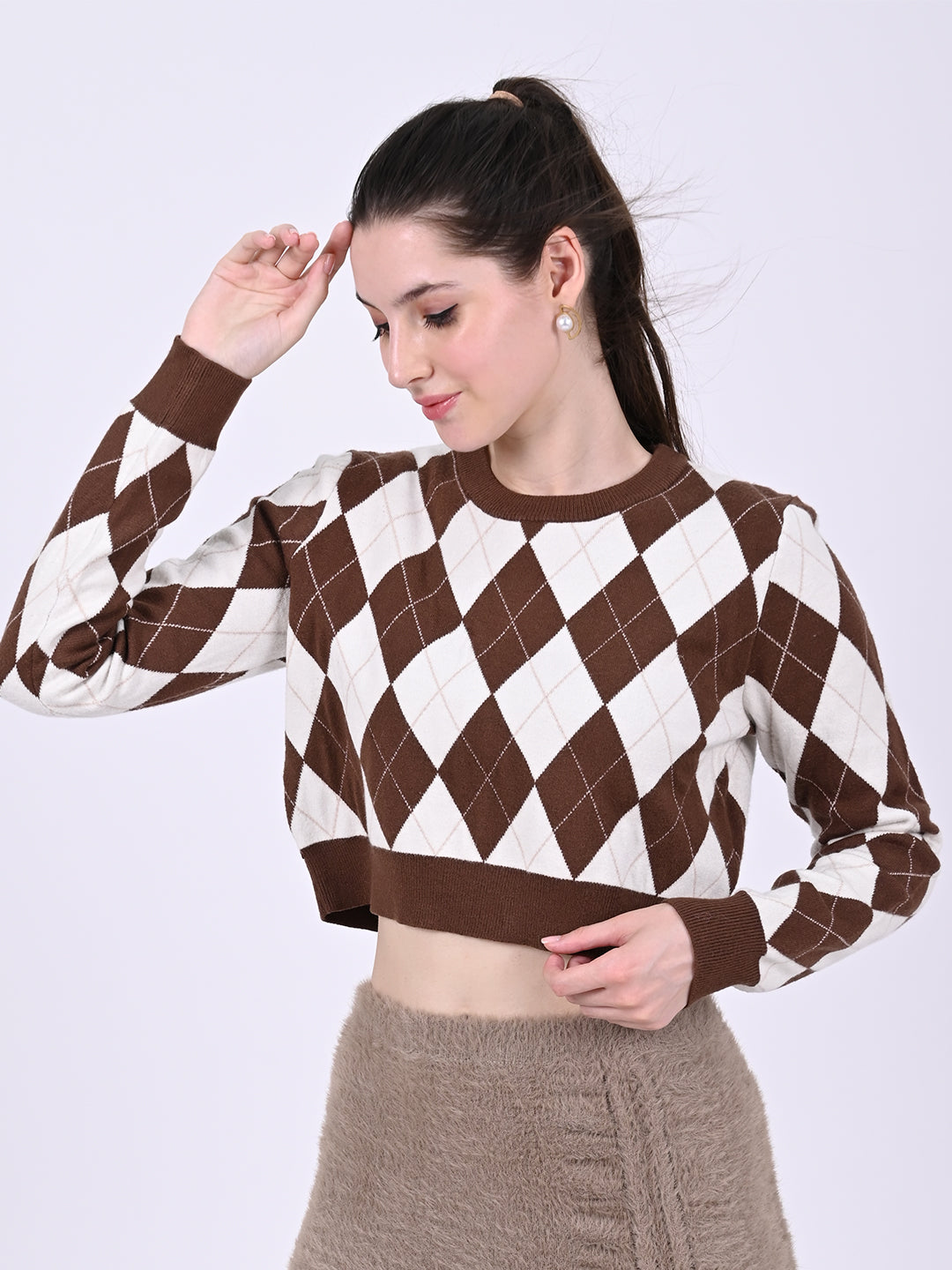 Round Neck with Full Sleeve Crop Checkered Crop Brown Sweater