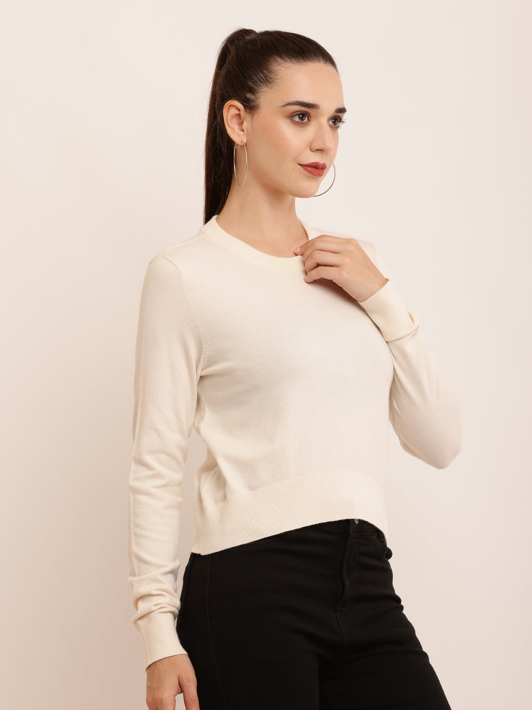 Viscose Full Sleeve with Round Neck Knitted Cream Top