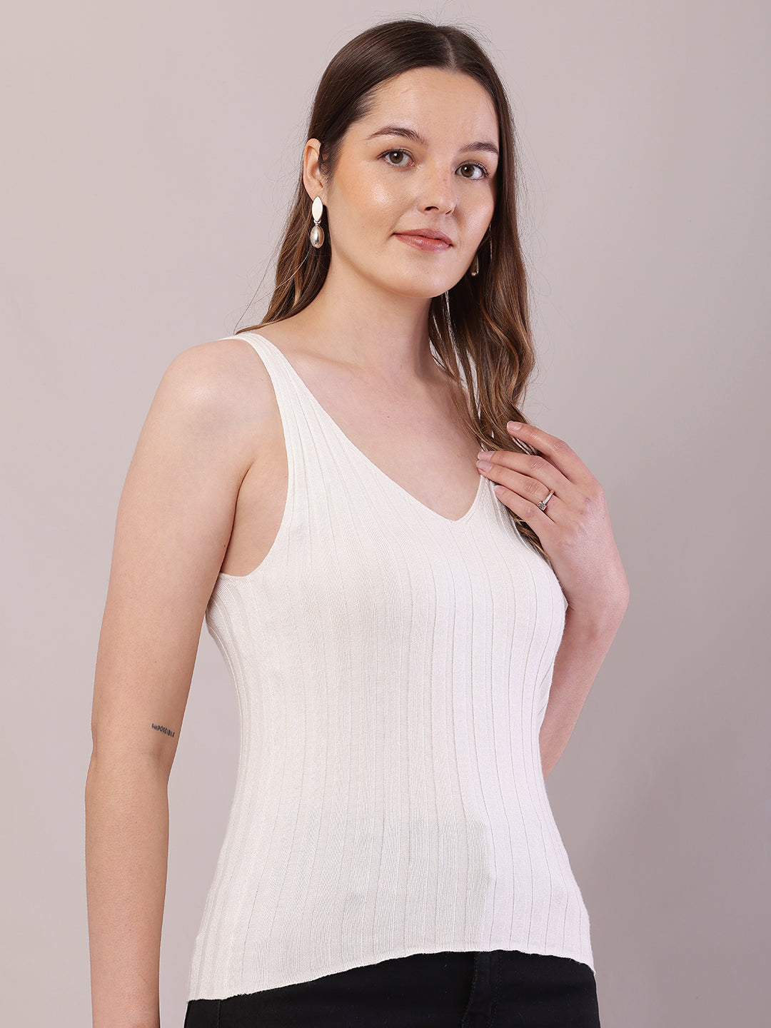 Viscose V-Neck with Maximum stretchable sleeveless White Crop Tank Top