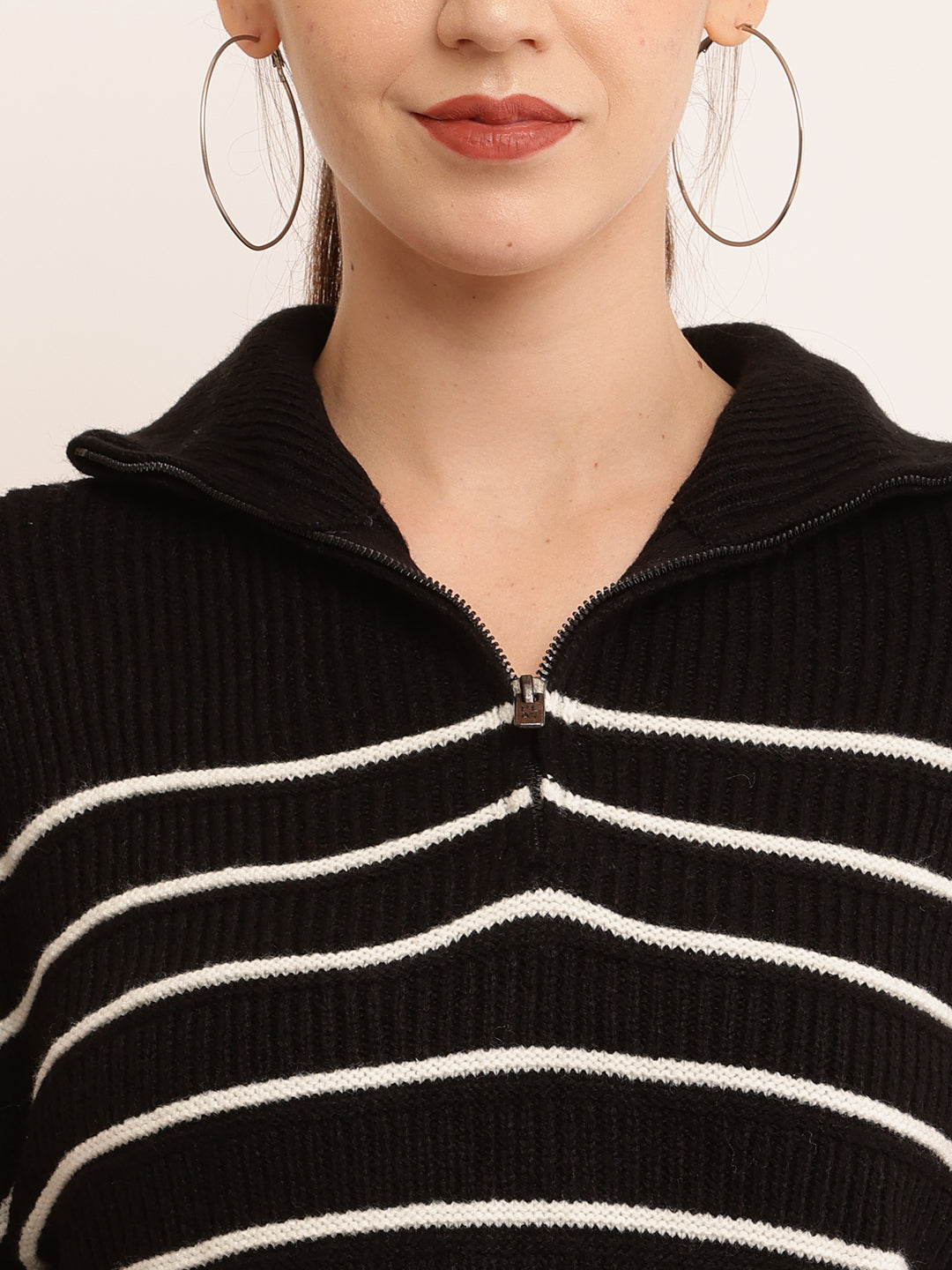 Acrylic Shirt Collar with Full Sleeve Black Sweatshirt