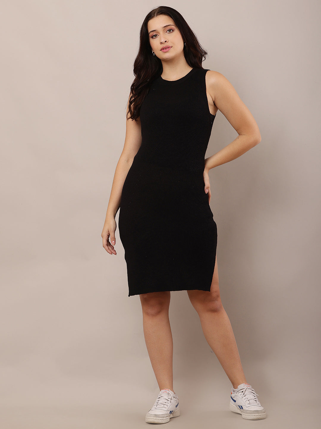 Viscose Round Neck with Sleeveless Ribbed Black Shift Dress