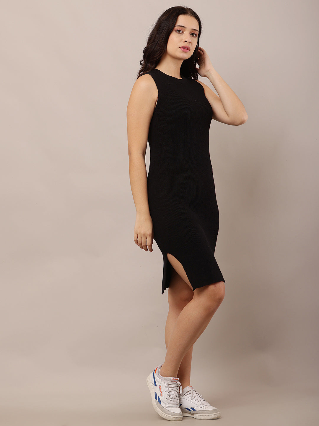 Viscose Round Neck with Sleeveless Ribbed Black Shift Dress