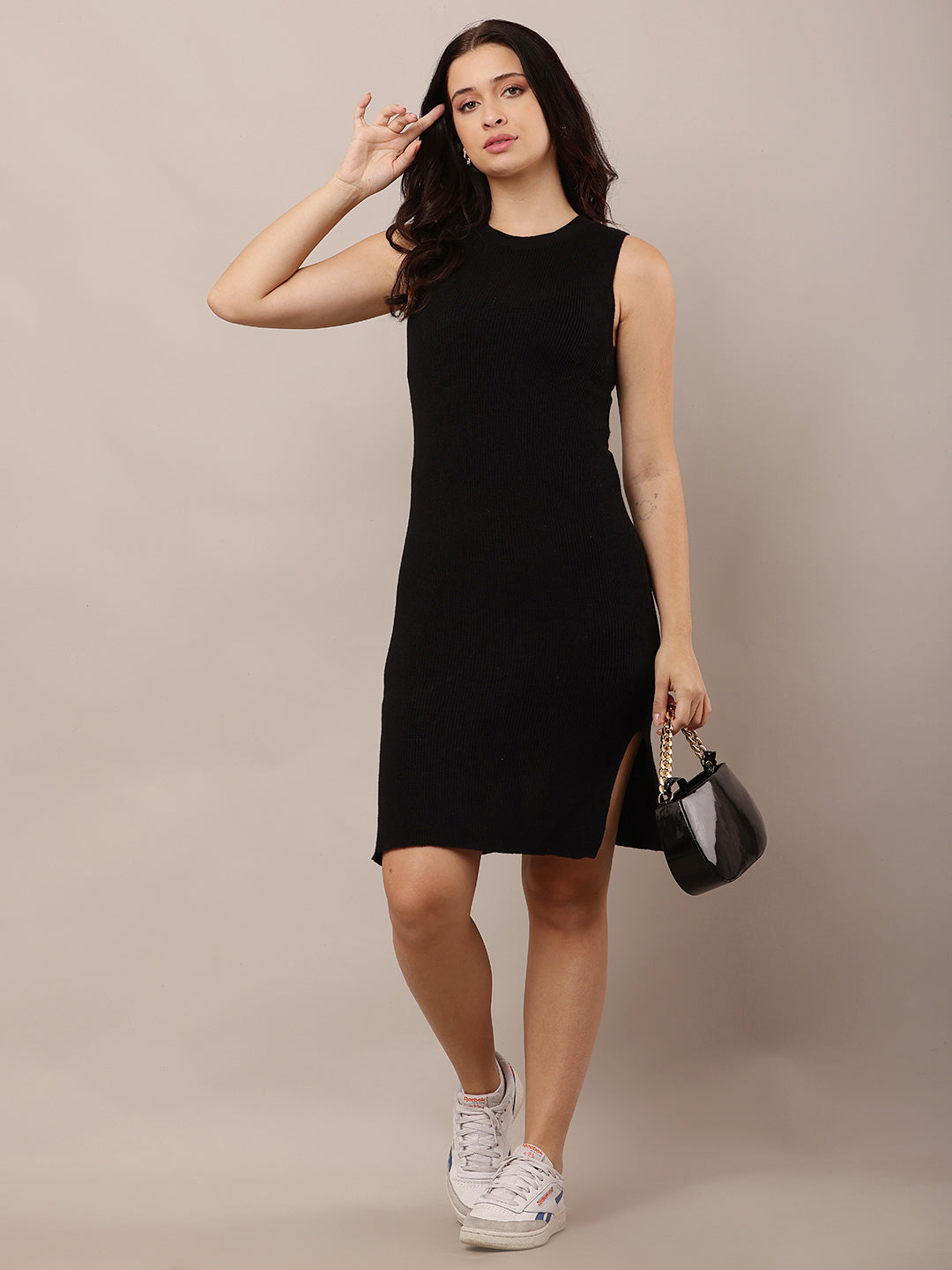 Viscose Round Neck with Sleeveless Ribbed Black Shift Dress